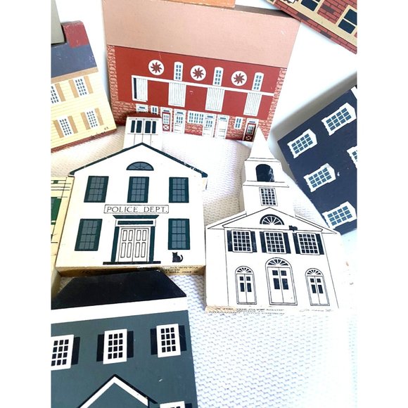 The Cat's Meow Wooden Buildings Shelf Sitters Series 1986 vintage 12 pc signed 9 - Picture 6 of 11